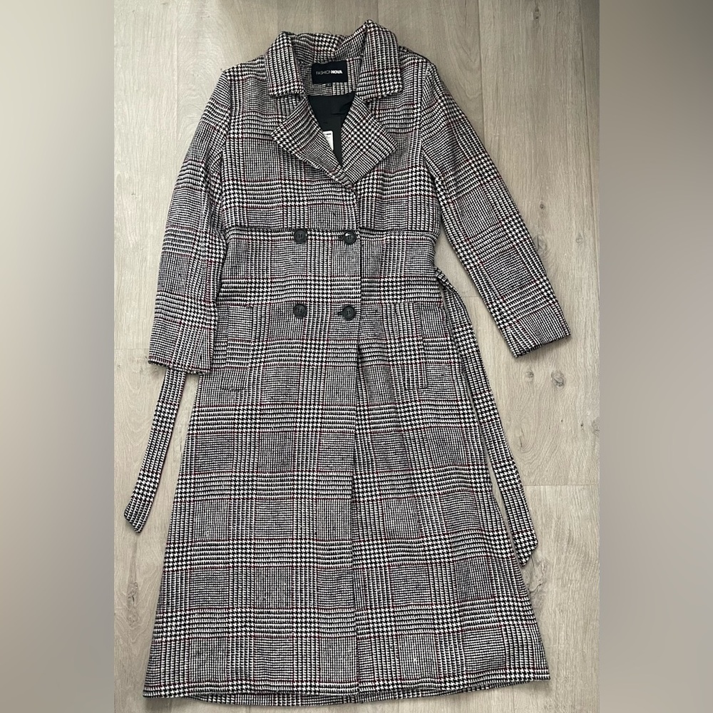 Coat - Picture 4 of 5